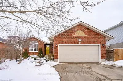 24 Cutting Drive, Centre Wellington, On N0b 1s0
