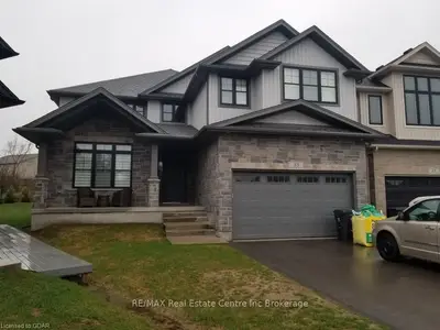33 MCINTYRE Court, Guelph, ON N1L 0N1