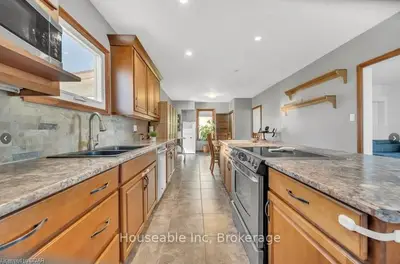 297 THAMES Street N, Ingersoll, ON N5C 3E3