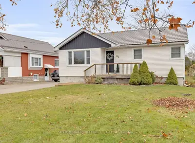 Detached in South Huron