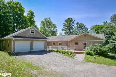 14a Fraser Road, Seguin, On P0c 1j0