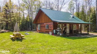 3997 Chetwynd Road, Kearney, On P0a 1m0