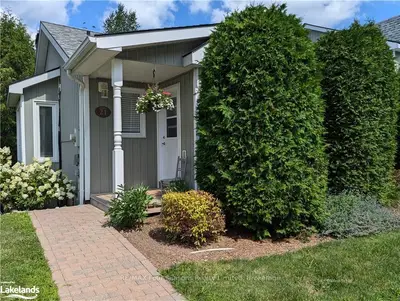 56 Alice Street W 21, Blue Mountains, On N0h 2p0