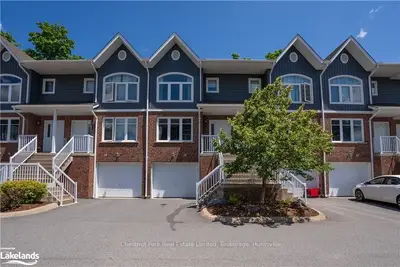 37 Silver Street 18, Huntsville, On P1h 1m2