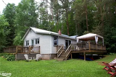 1015 Harvest Moon Lane, Algonquin Highlands, On K0m 1s0