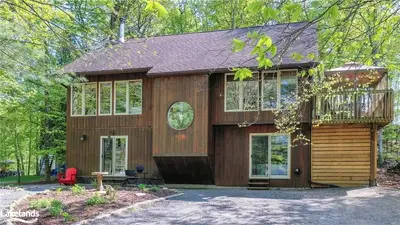 217 Woodland Drive, Huntsville, On P1h 1a6