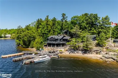 2 Is 960 Georgian Bay, Georgian Bay, On, P0e 1e0