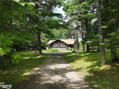 1835 Kashagawigamog Lake Road, Minden Hills, On K0m 2k0
