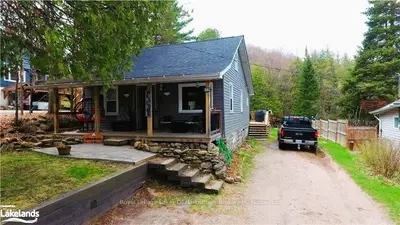 562 Mountain Street, Dysart Et Al, On K0m 1s0