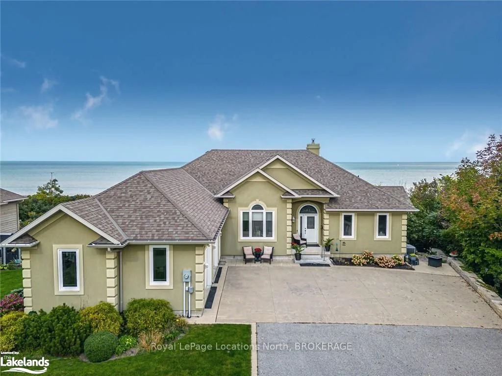 133 Lakeshore Road E, Blue Mountains, On L9y 0n1