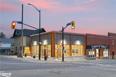 17 Seguin Street, Parry Sound, On P2a 1a9