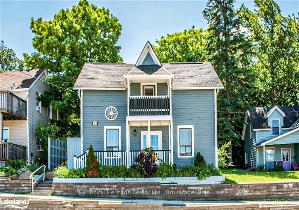 35 Main Street, Huntsville, On P1h 1w9