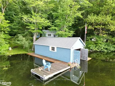1040 Mahon Farm Road, Muskoka Lakes, On P0b 1j0