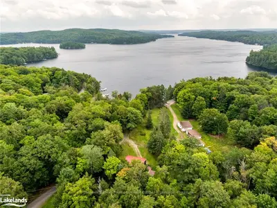 1011 BIRCHCROFT Road, Lake of Bays, ON P0A 1H0