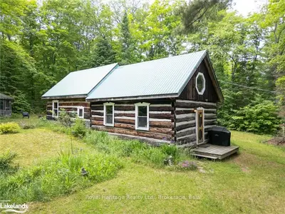 1002 Tribble Road, Muskoka Lakes, On P0b 1m0