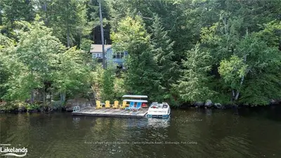 Detached in Muskoka Lakes