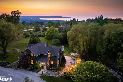 Detached in Meaford
