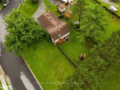 Detached in Bracebridge
