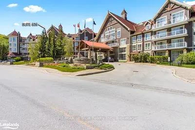 Condo Apartment in Blue Mountains