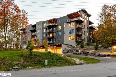 18 Campus Trail 203, Huntsville, On P1h 0e5