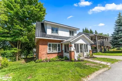 16 Lorne Street S, Huntsville, On P1h 1w1