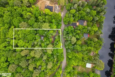 101 Balsam Chutes Road, Huntsville, On P0b 1l0