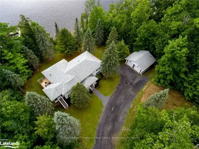 178 Hoodstown Shores Road, Huntsville, On P1h 2j2