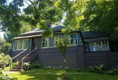 31 Mary Street W, Huntsville, On P1h 1v3