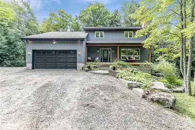 1030 Ziska Road, Bracebridge, On P1l 1w8