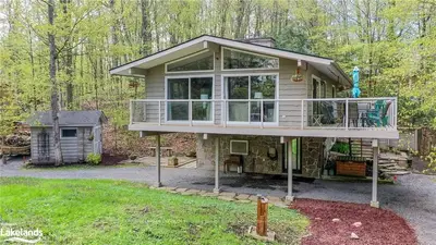 223 Woodland Drive, Huntsville, On P1h 1a6