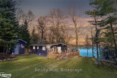1202 SHEA Road 4, Muskoka Lakes, ON P0B 1M0