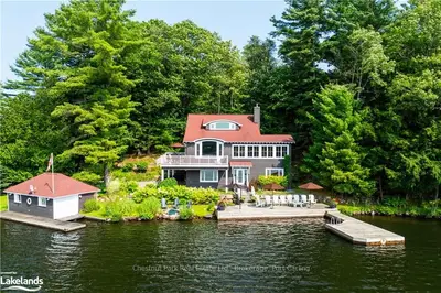 30-2 Harris Street, Muskoka Lakes, On P0b 1j0