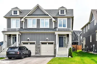 123 Red Pine Street, Blue Mountains, On L9y 0r4