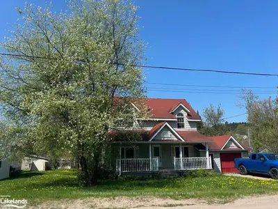 177 Centre Street, Burk's Falls, On P0a 1c0