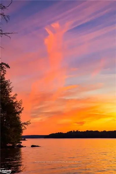 1378 Old Highway 117 Road, Lake Of Bays, On P0b 1a0