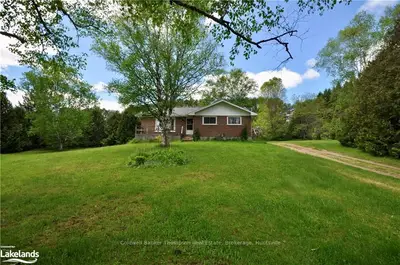 24 John Street, Sundridge, On P0a 1z0