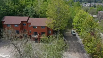 127 Southbank Drive 10, Bracebridge, On P1l 1g3