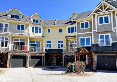 104 Farm Gate Road 17, Blue Mountains, On L9y 0l5