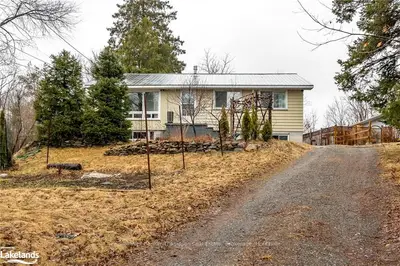 2 Kitchen Road N, Huntsville, On P1h 1x9