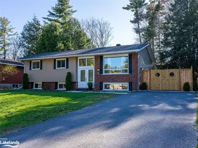 34 Sherwood Drive, Bracebridge, On P1l 1k7