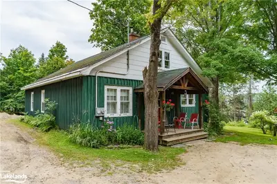 104 Hilltop Drive, Huntsville, On P1h 1c4