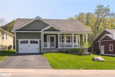 35 Homestead Lane, Huntsville, On P1h 2n8