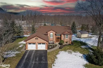 106 ALEXANDRIA Street, Georgian Bluffs, ON N4K 0G2