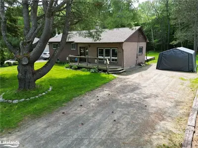 37 Mckay Street, Minden Hills, On K0m 2k0