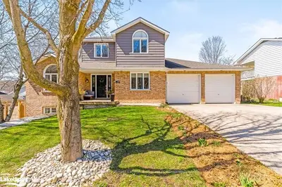 426 5th Avenue E, Owen Sound, On N4k 2r5