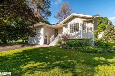 50 Hodges Lane, Huntsville, On P1h 1m7