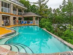 #e215-d2 1869 Muskoka 118 Road, Muskoka Lakes, On, P1l 1w8