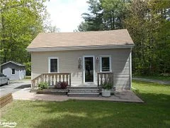 280 MUSKOKA BEACH Road, Gravenhurst, ON P1P 1M6