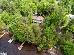 176 West Point Sands Road, Huntsville, On P1h 2j3
