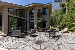 337 Pine Ridge Road, Huntsville, On P1h 2j3